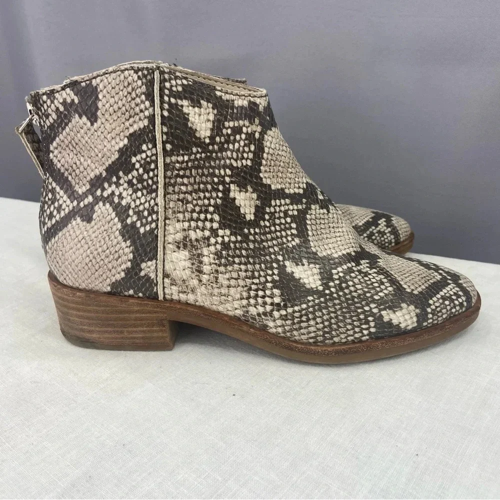 Dolce Vita Tavin Ankle‎ Bootie in Snakeskin Reptile Size 8